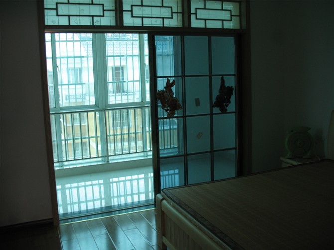上門(mén)玻璃貼膜